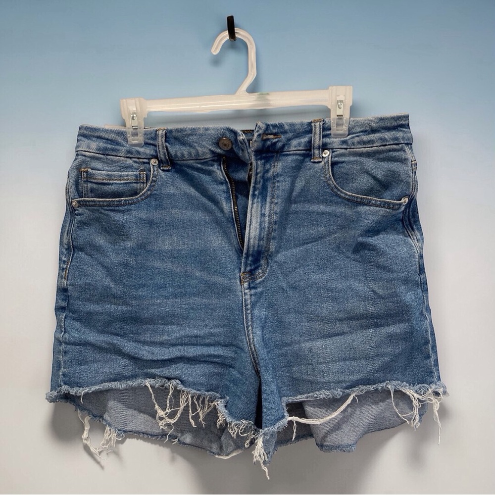 American Eagle Outfitters Light Blue Distressed Denim Jean Shorts